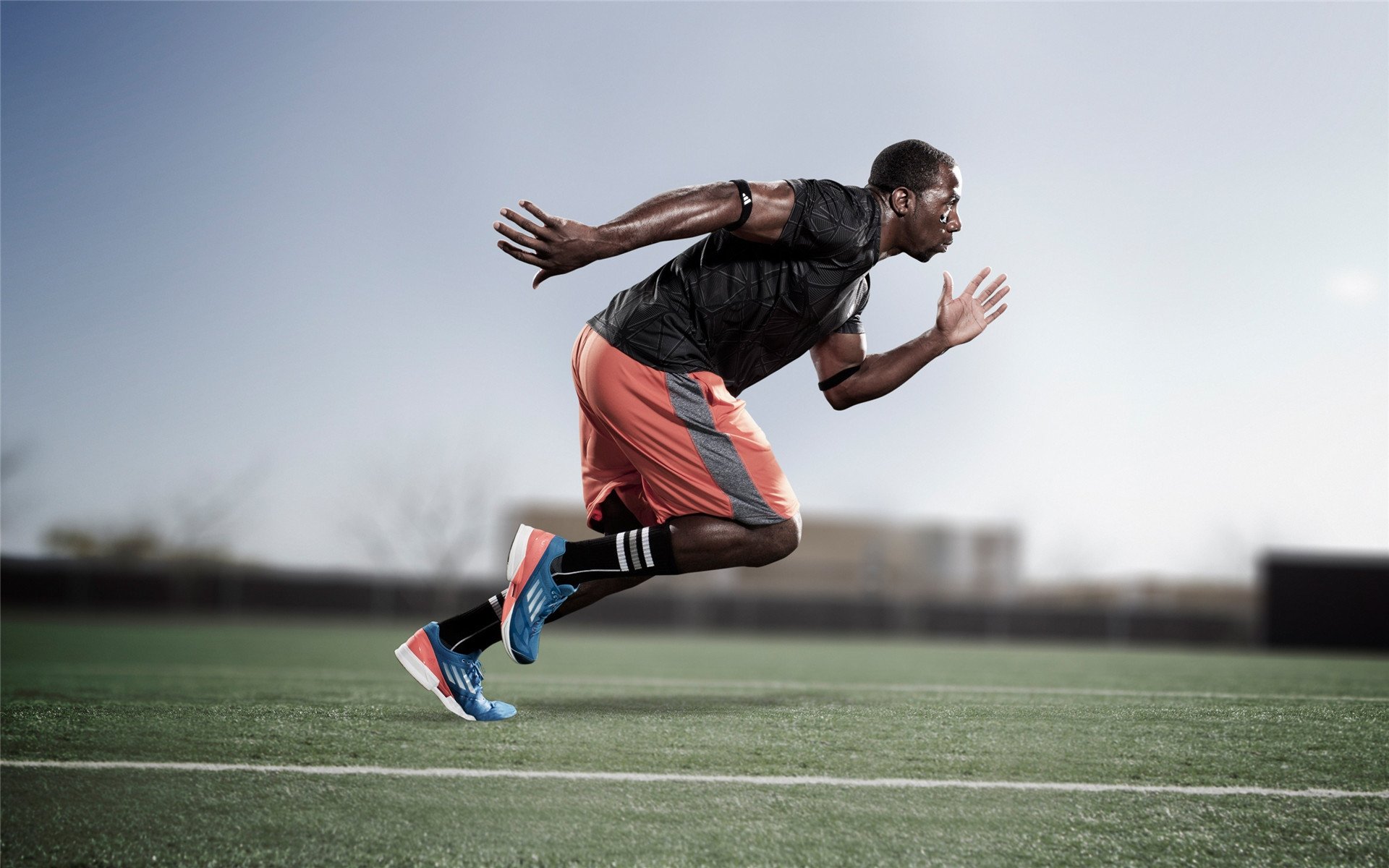 【暖心时刻】赛后颁奖！他用真情征服球迷，荣获“最受欢迎球员”称号